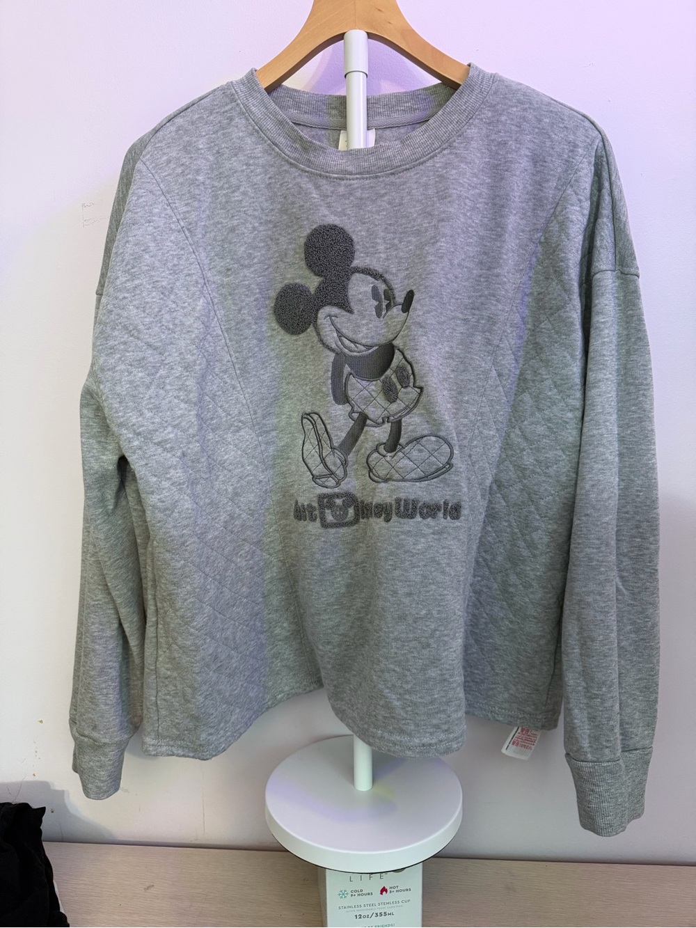 Disney Mickey Mouse Graphic Quilted Gray women’s Sweatshirt